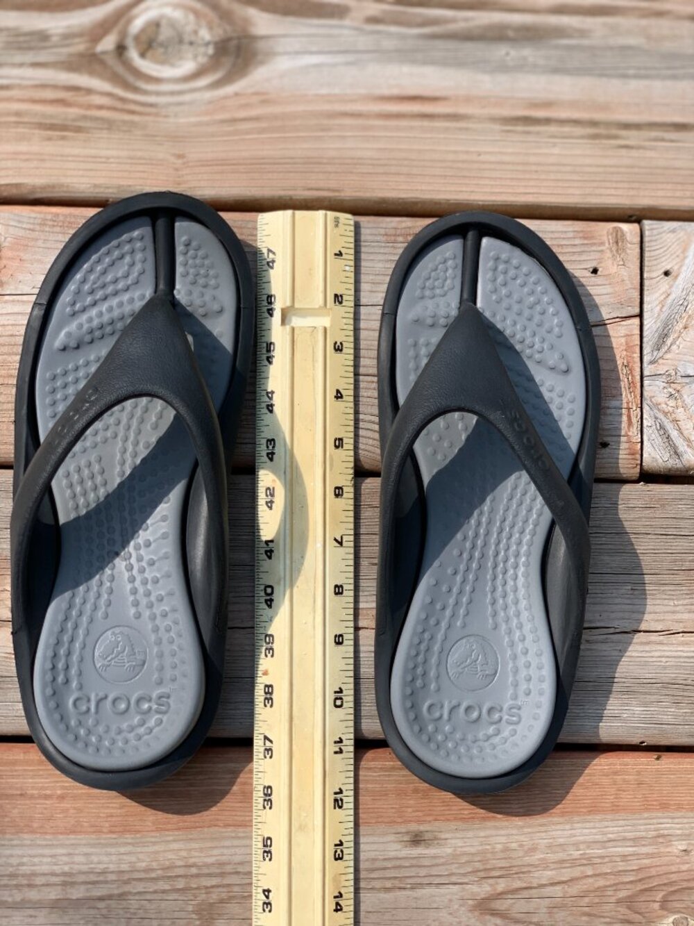 Crocs Athen Flip Flops Unisex Sandals Mens 9 Womens 11 Gray Casual Beach Summer - Picture 10 of 10